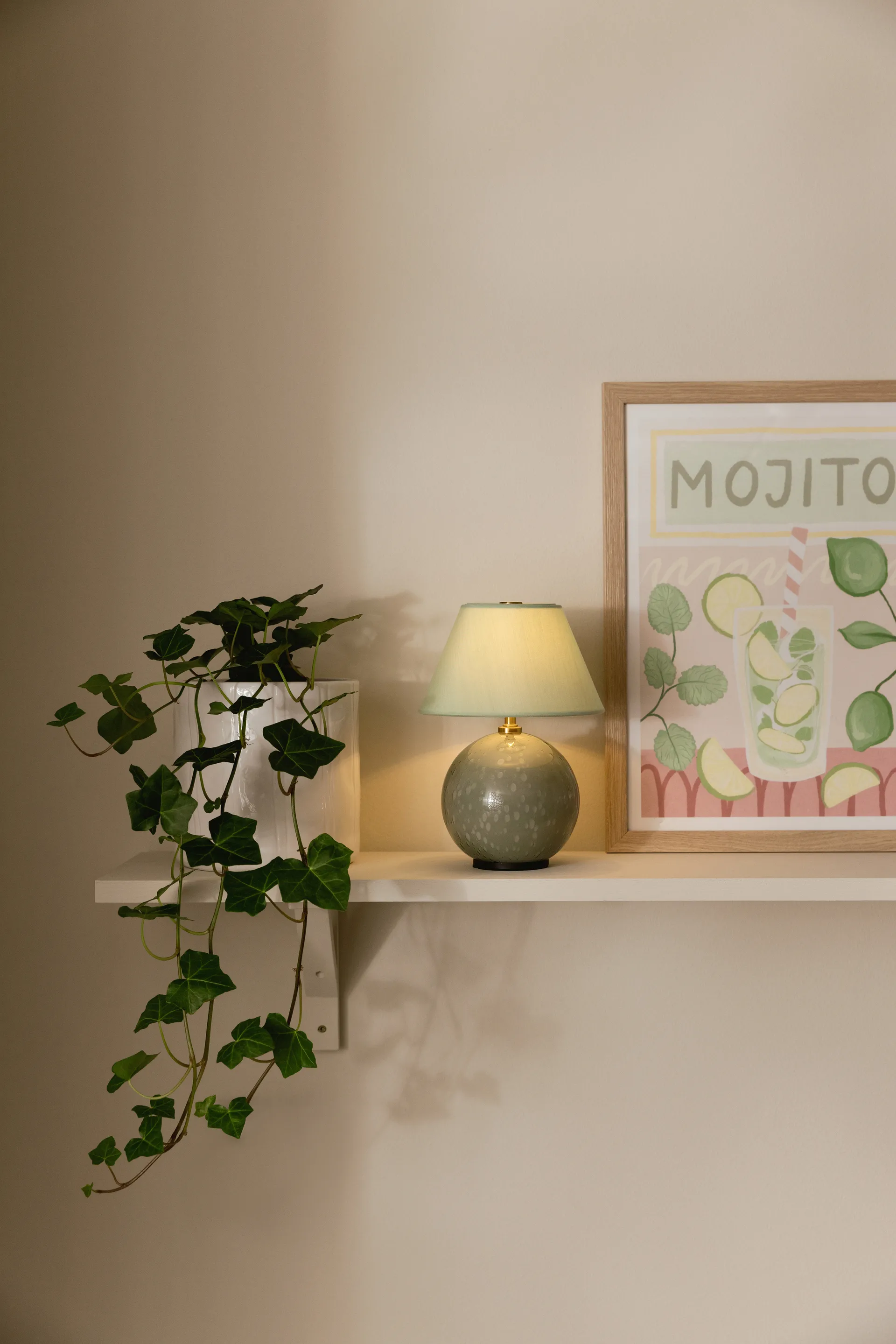 Przenośna lampa stołowa Iris 16, Zielony Globen Lighting