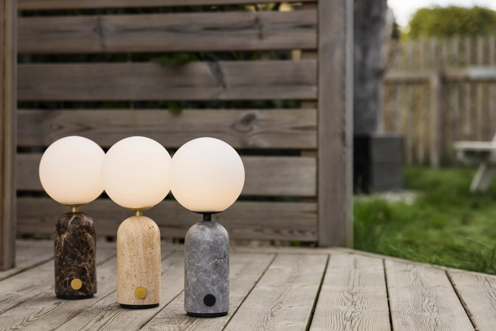 Przenośna lampa stołowa Torrano, Beige travertine, 27,5 cm Globen Lighting