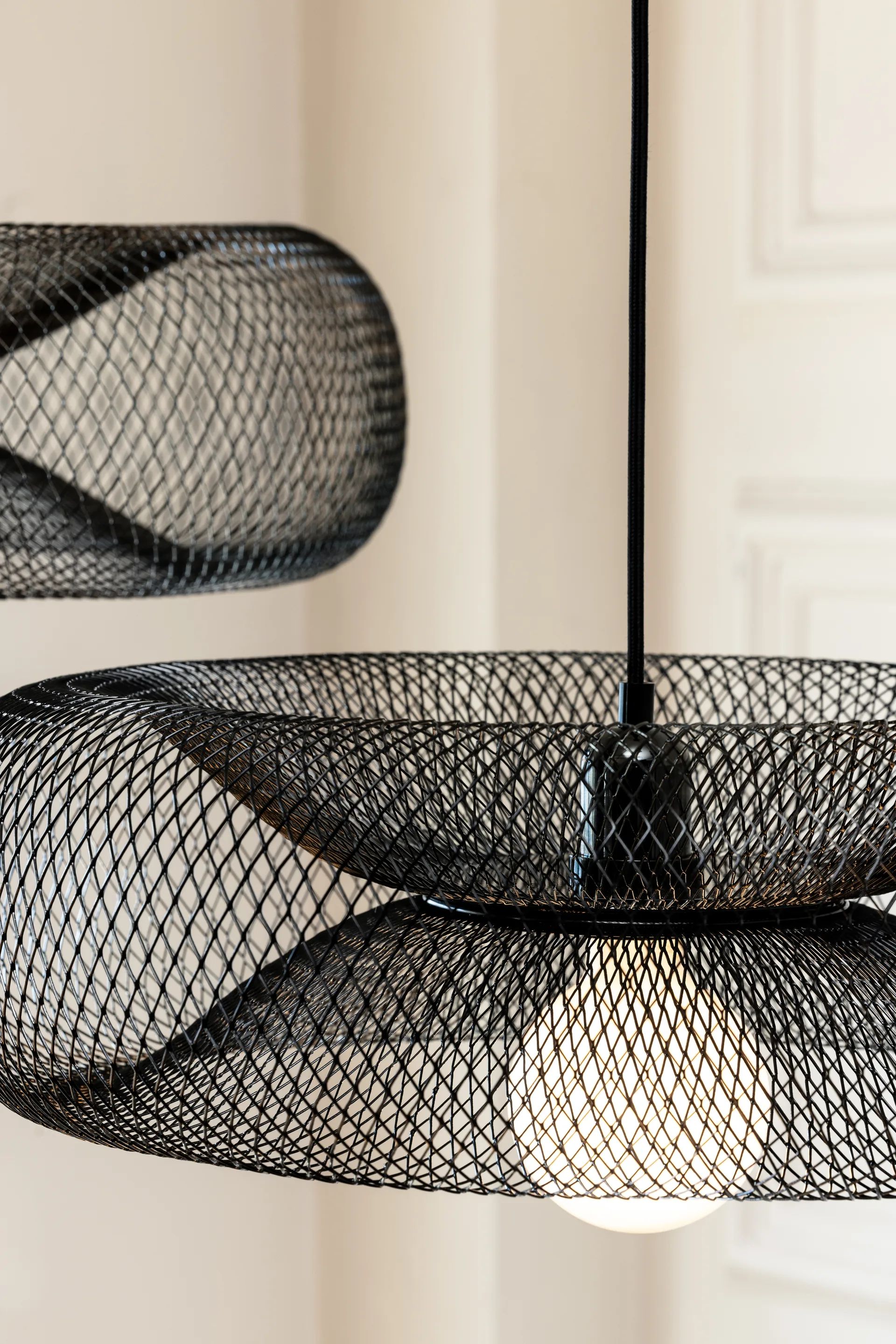 Torus 50 lampa wisząca, Czarny Globen Lighting