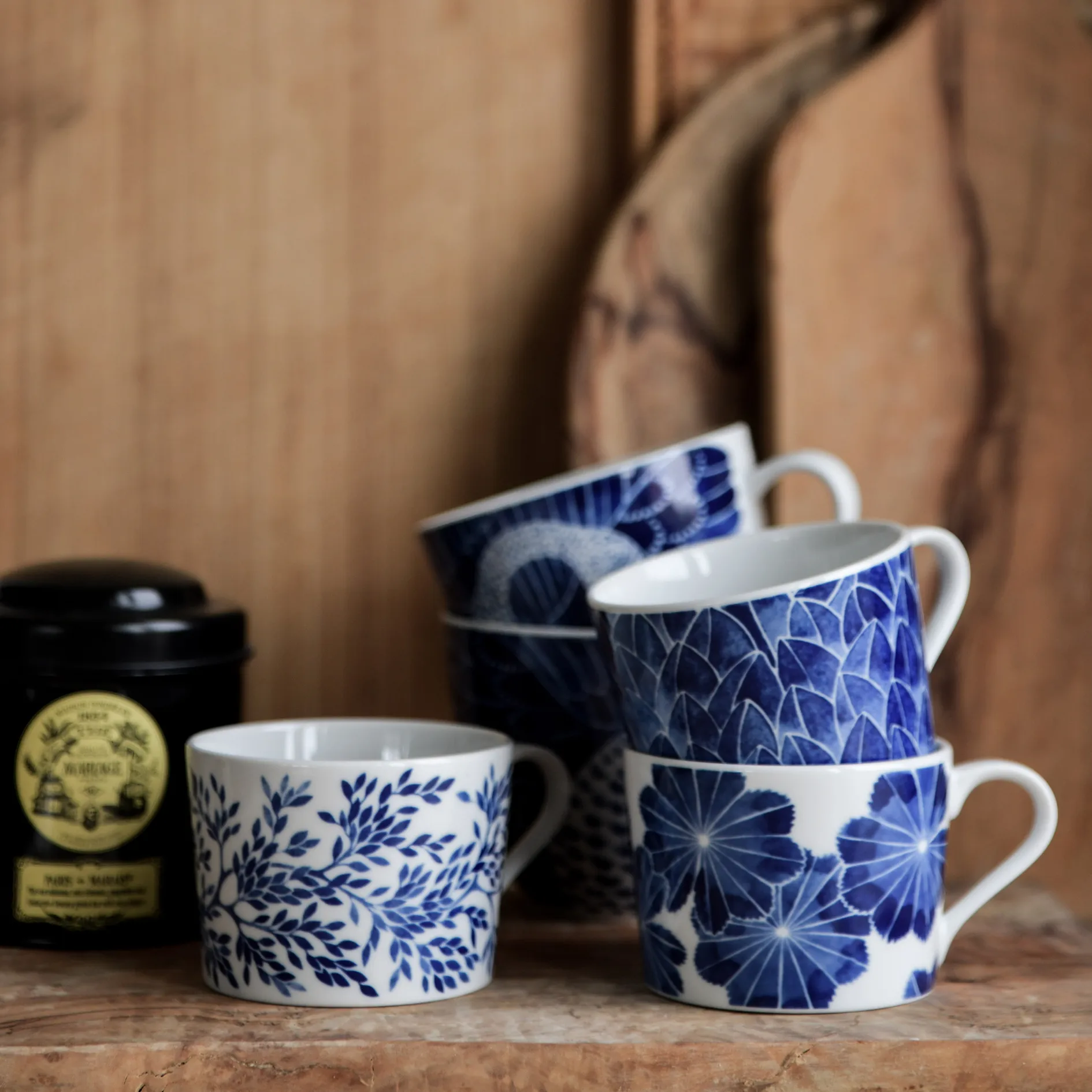 Botanica filiżanka z uchem, Daggkåpa (Przywrotnik pospolity) Götefors Porslin