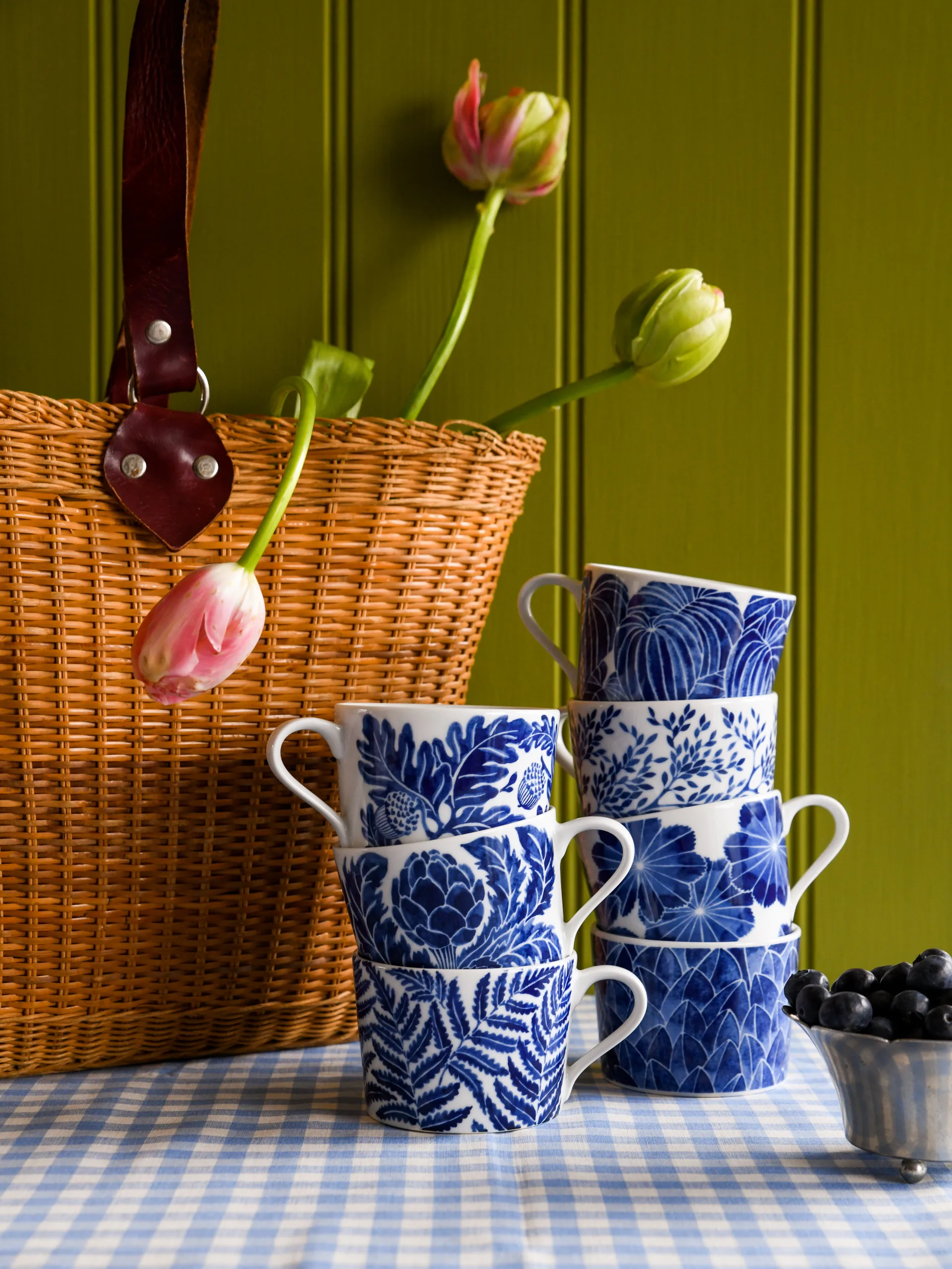 Kubek Artichoke 24 cl, Niebieski Götefors Porslin