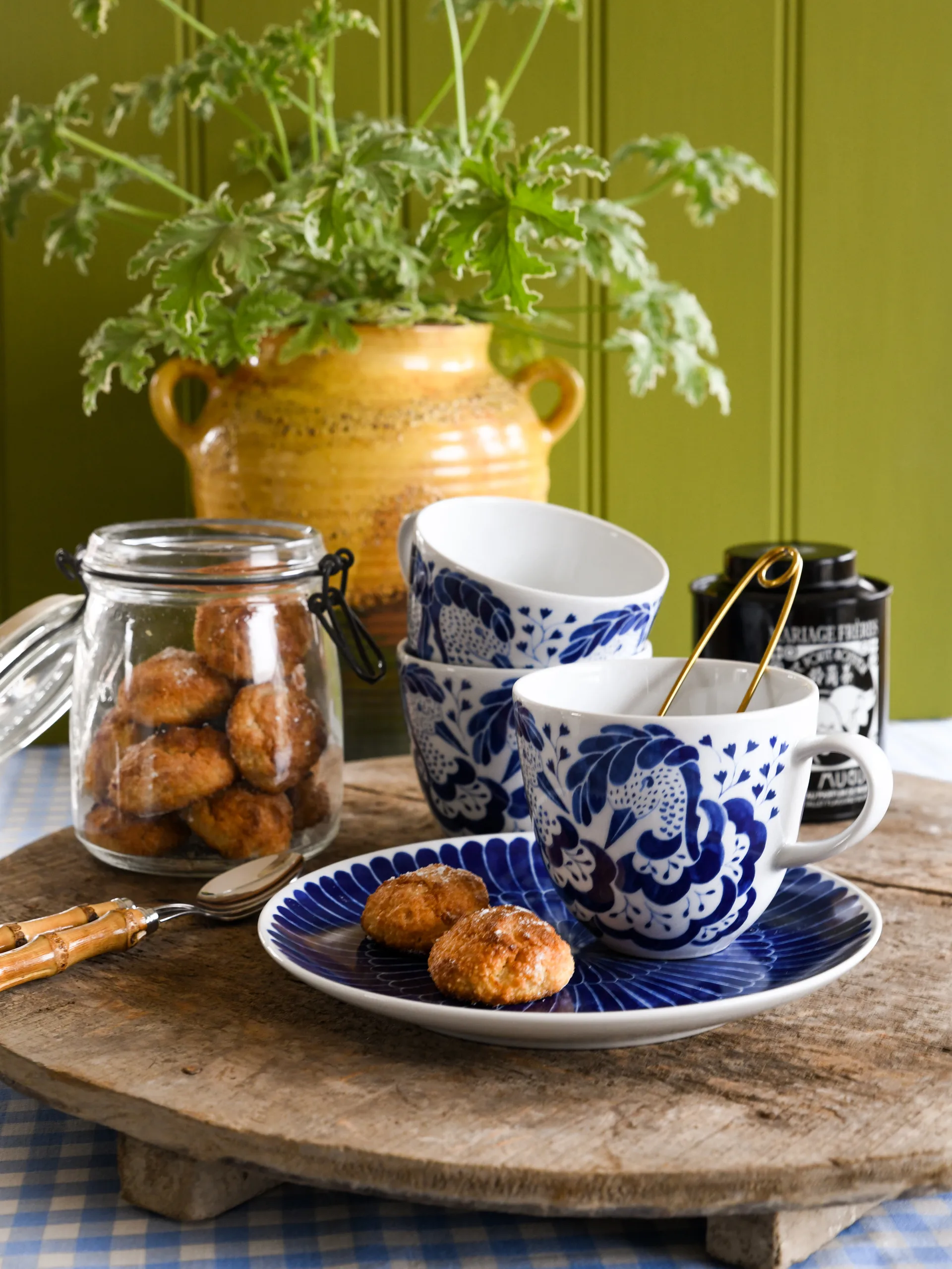 Selma jubileuszowy kubek 41 cl, Niebieski Götefors Porslin