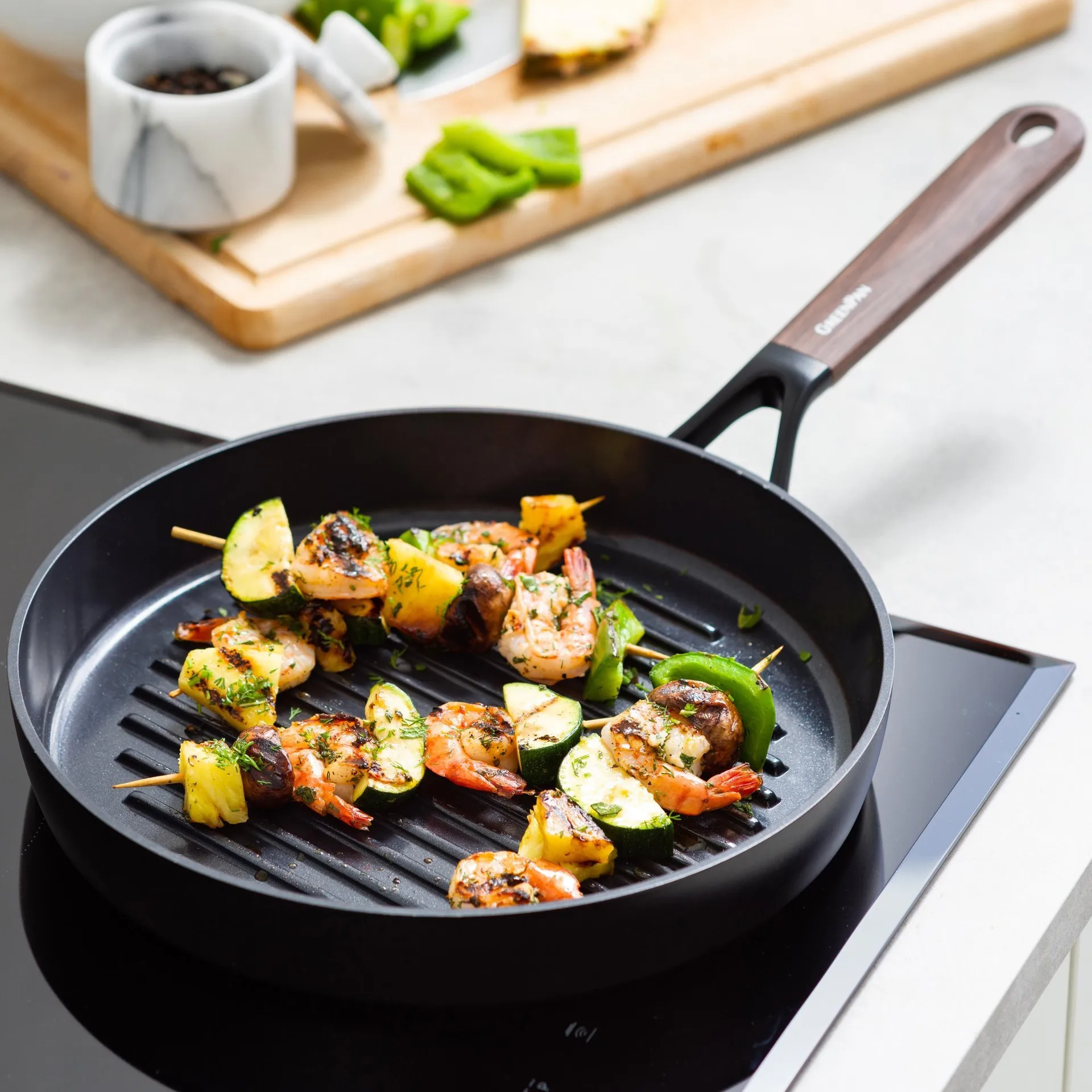 Patelnia grillowa Eco Smartshape 28 cm, Dark wood GreenPan