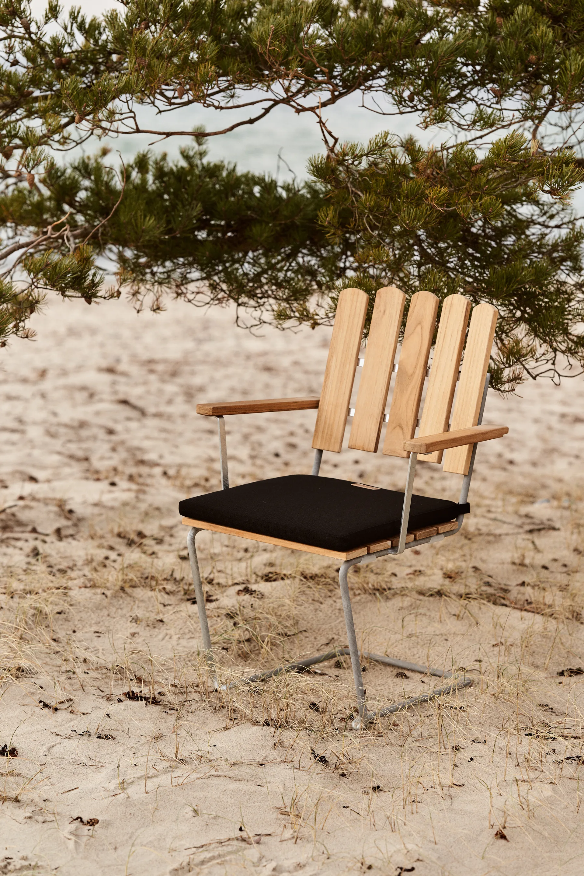 Poduszka do siedzenia A2, Tkanina Sunbrella - czarna Grythyttan Stålmöbler