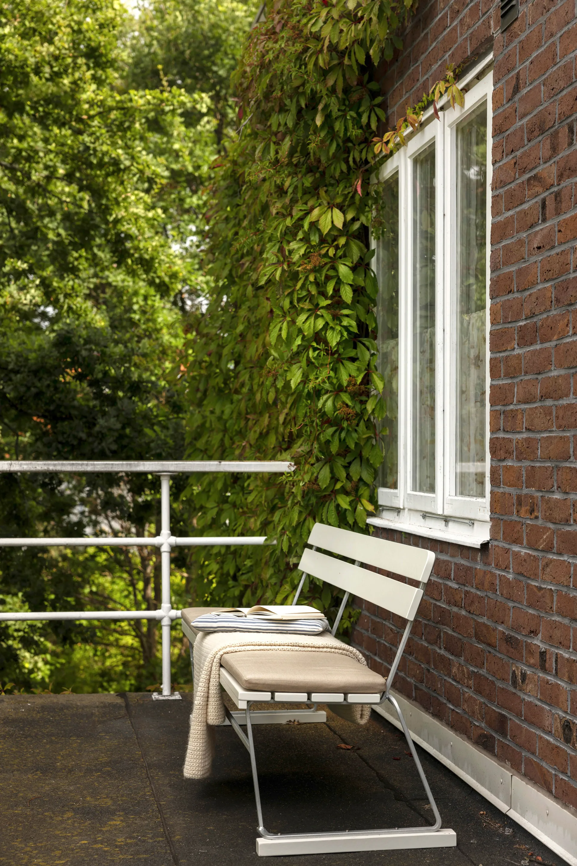 Sofa 5 poduszka, Sunbrella - beżowa Grythyttan Stålmöbler