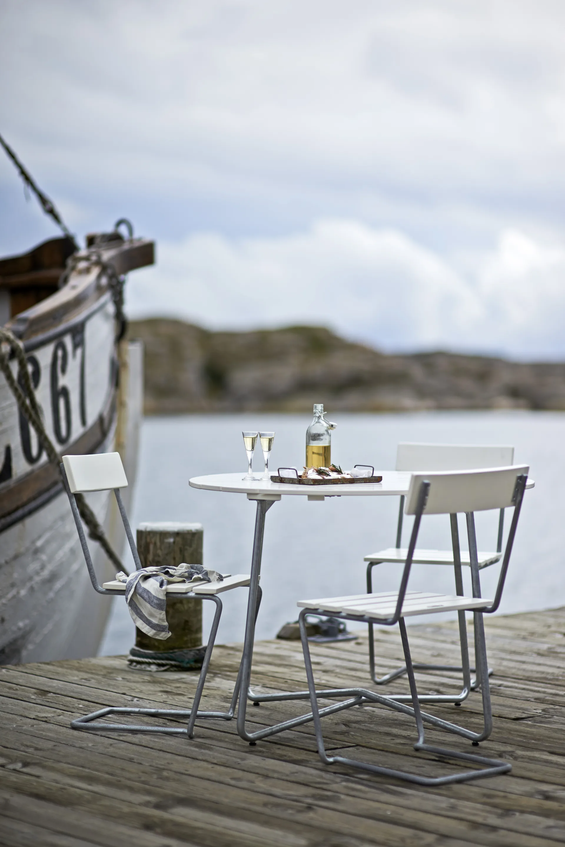 Stół 9A, Dąb lakierowany na biało Ø100 cm Grythyttan Stålmöbler