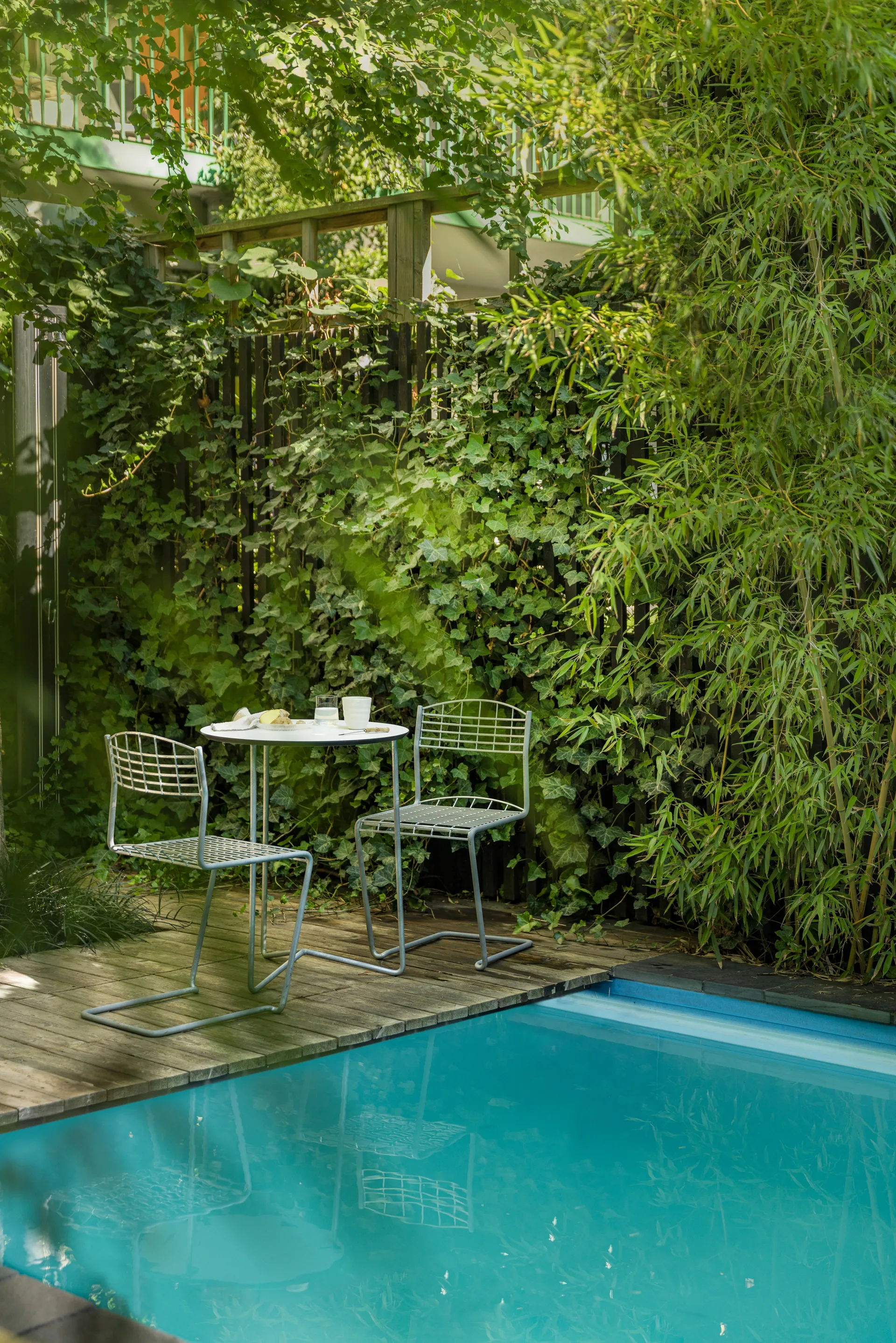 Stół High Tech, Biały - ocynkowany stelaż stalowy, Ø60 cm Grythyttan Stålmöbler