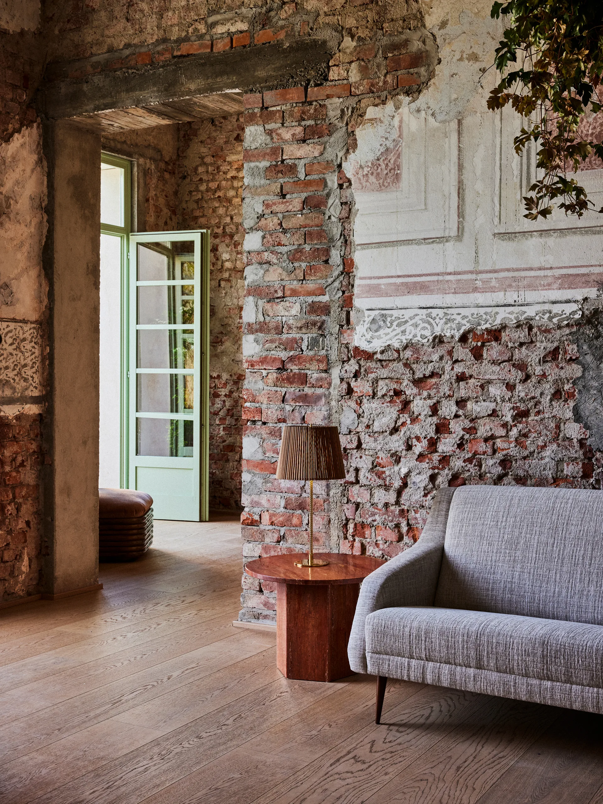 9205 lampa stołowa, Bambu-mosiądz GUBI