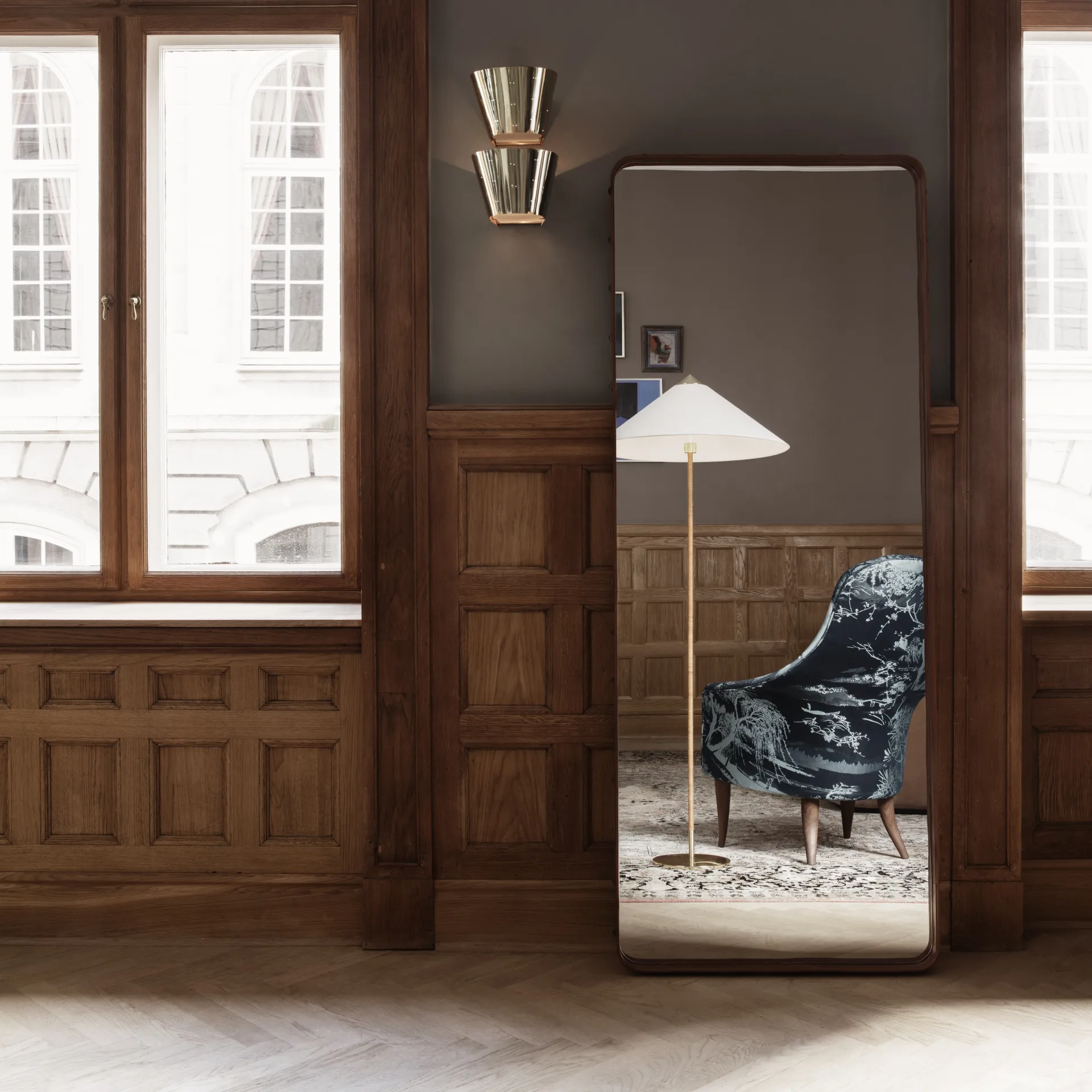 9464 lampa ścienna, Mosiądz GUBI