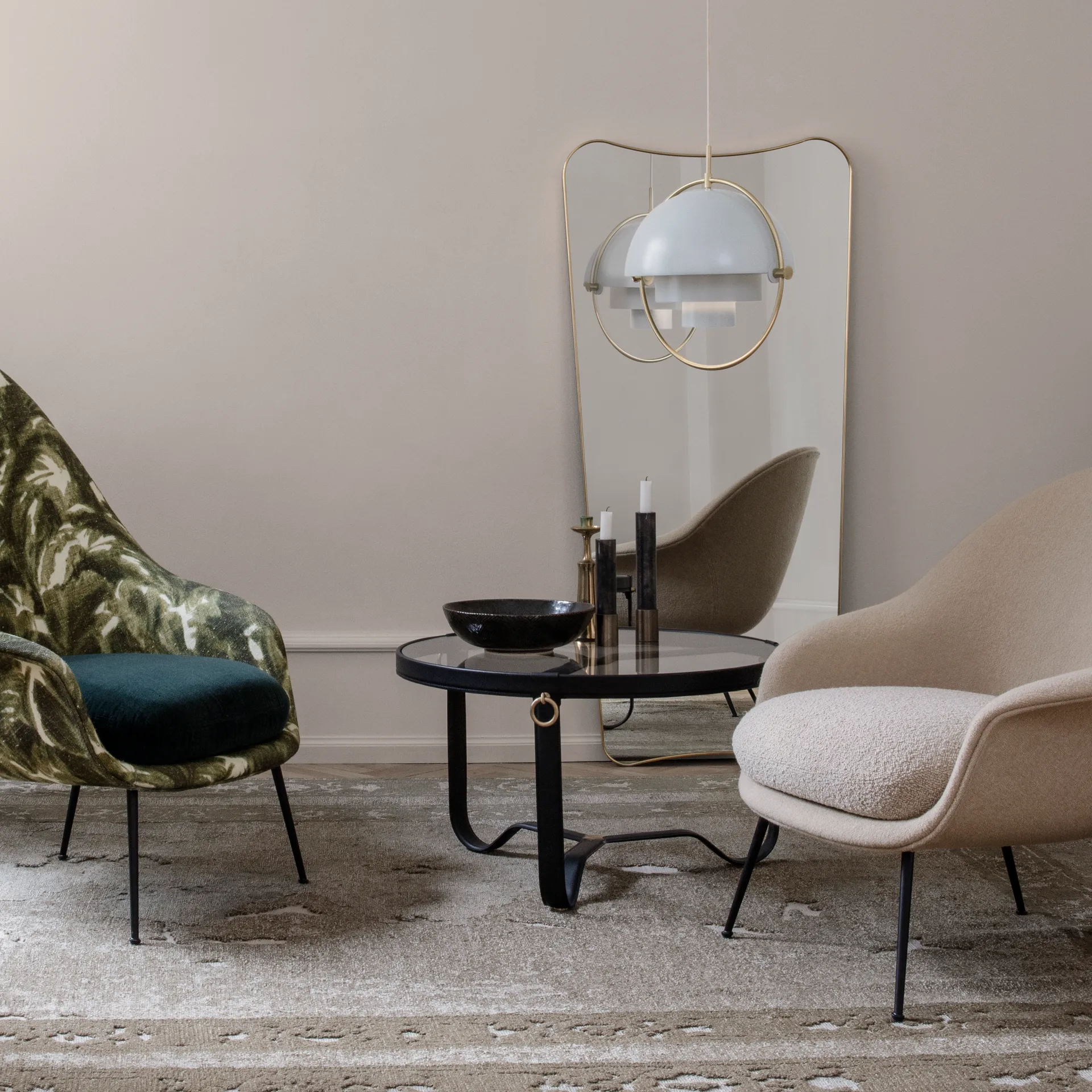 Adnet stolik boczny kawowy Ø70 cm, Czarny GUBI