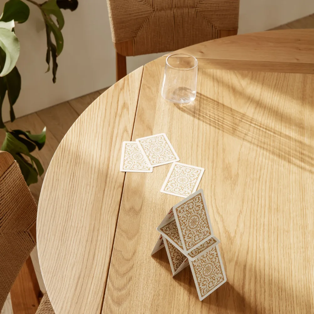 B-Table stół , american walnut GUBI