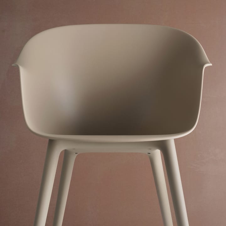 Bat Plastic krzesło, alabaster white GUBI