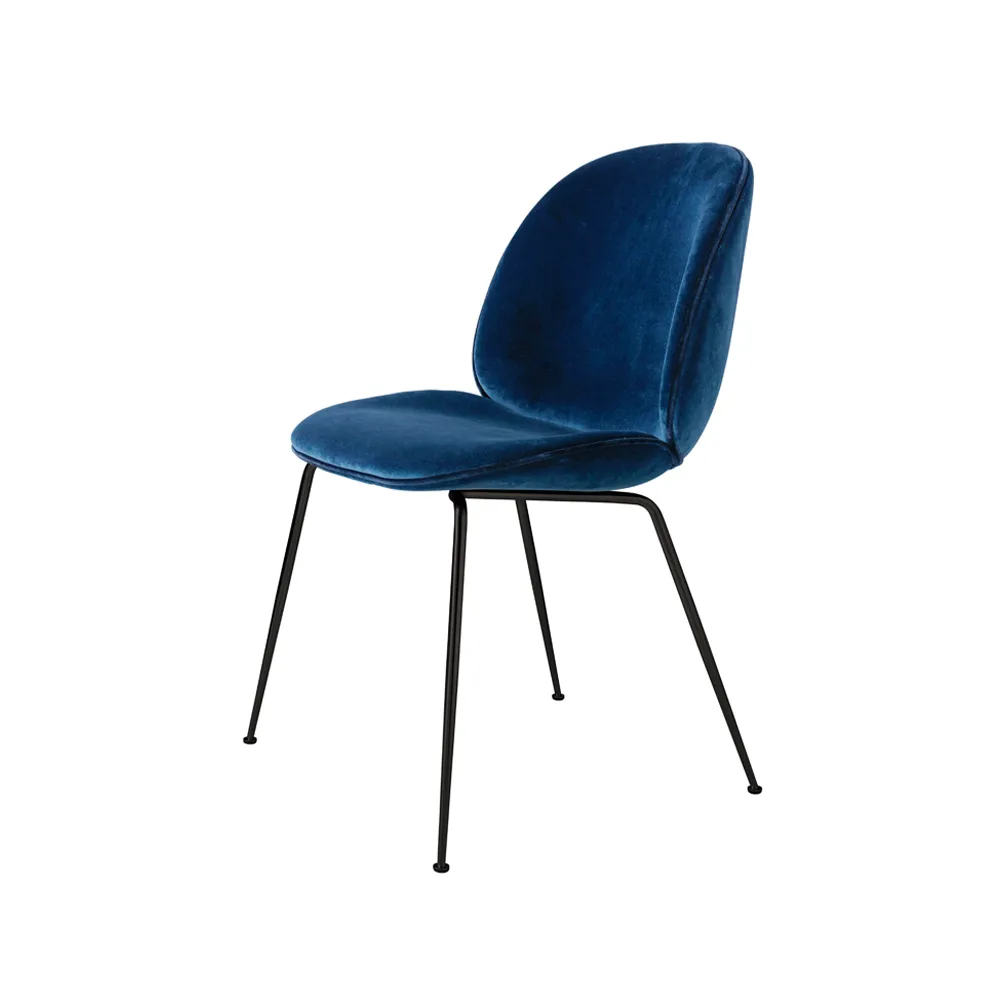 Beetle dining chair fully upholstered conic base, tkanina velluto cotone 970 ciemnoniebiesko-czarny stalowy stojak GUBI