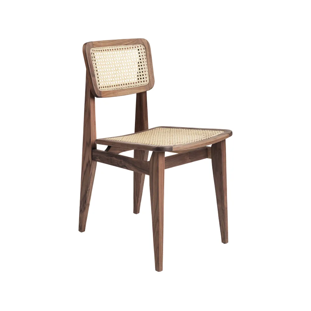 C-Chair krzesło, american walnut, rotang GUBI