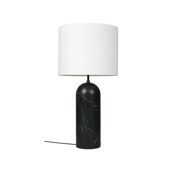 Gravity XL lampa podłogowa - czarny marmur/biały, low - GUBI