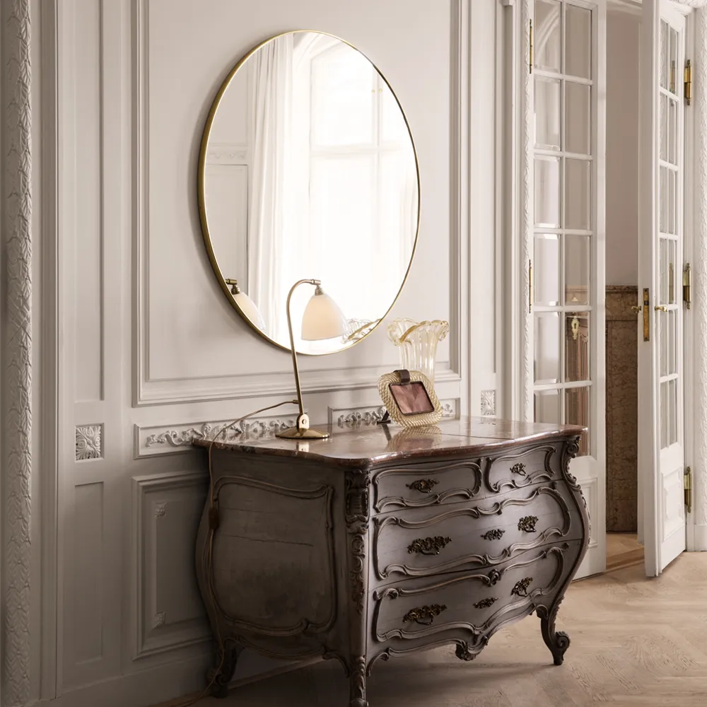 Gubi Lustro, black brass GUBI