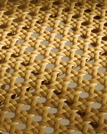 Krzesło C-chair Outdoor  - All french cane-natural teak - GUBI