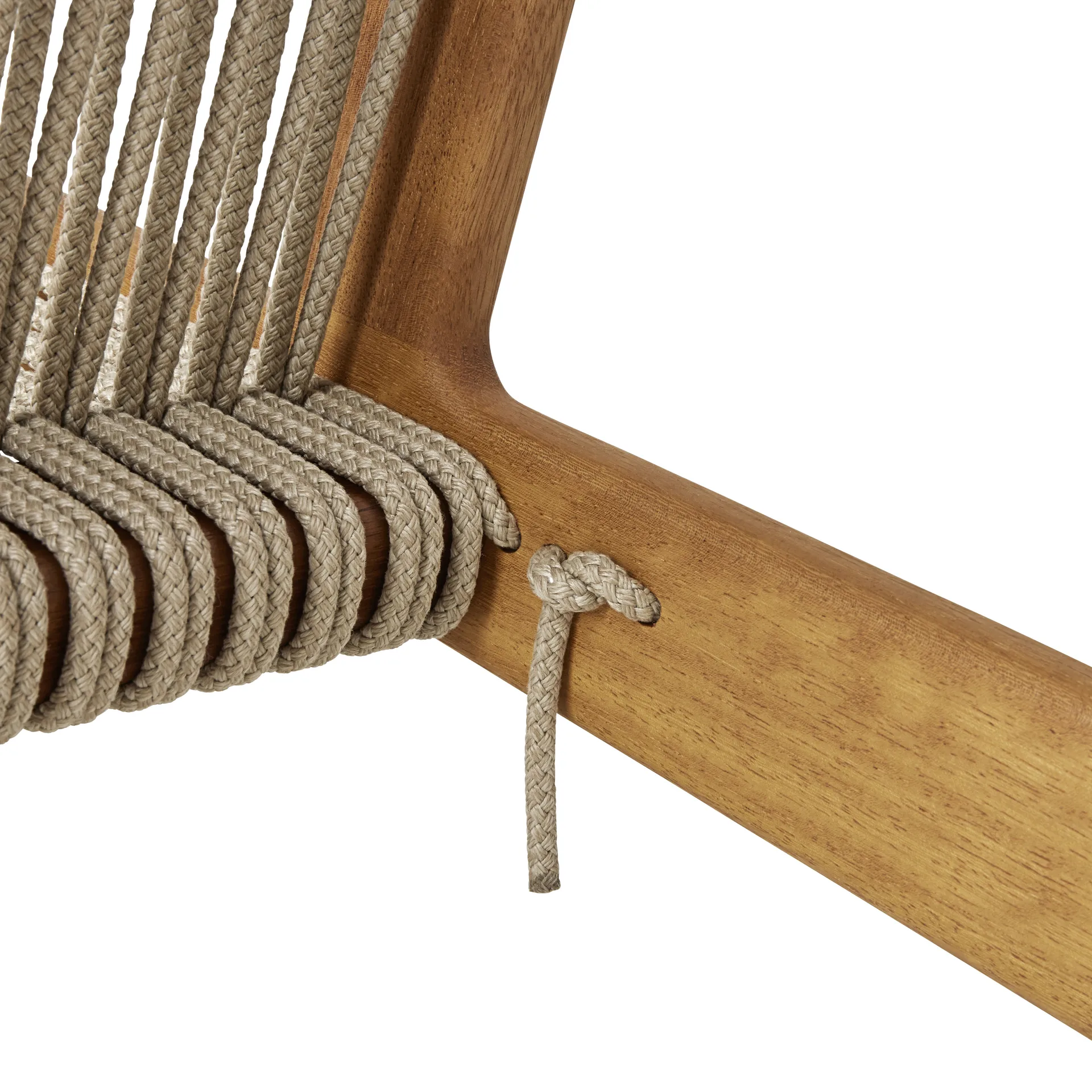 Krzesło wypoczynkowe MR01 Initial outdoor, Olejowane drewno iroko GUBI