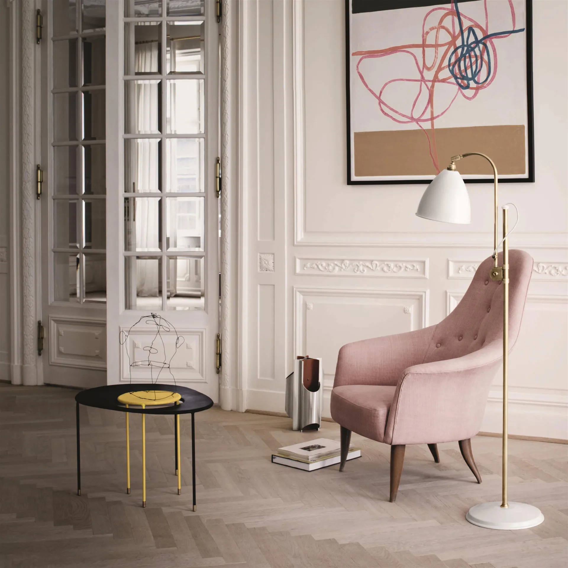 Lampa podłogowa Bestlite BL3M, matowy biały - mosiądz GUBI