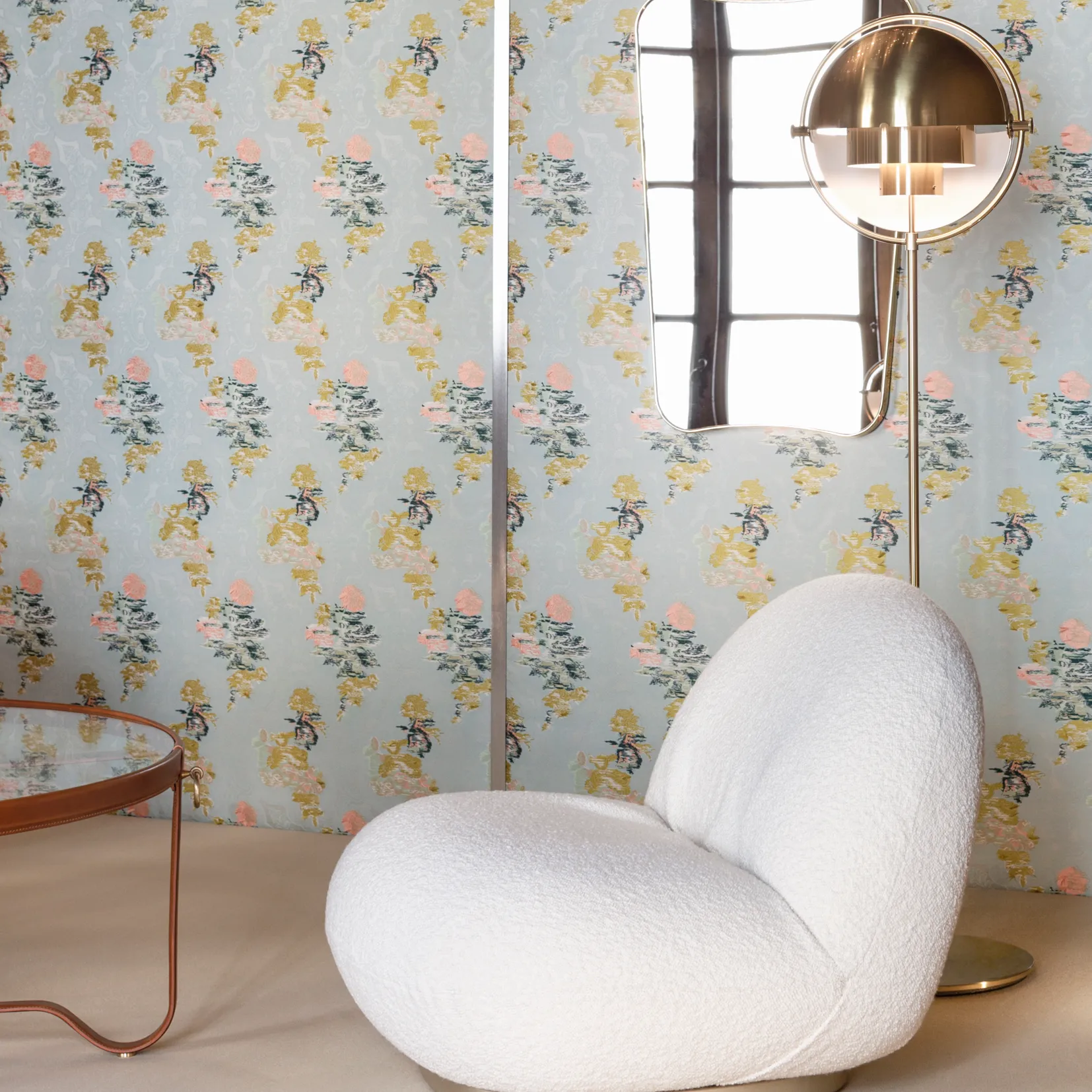 Lampa podłogowa Multi-Lite, Mosiądz GUBI