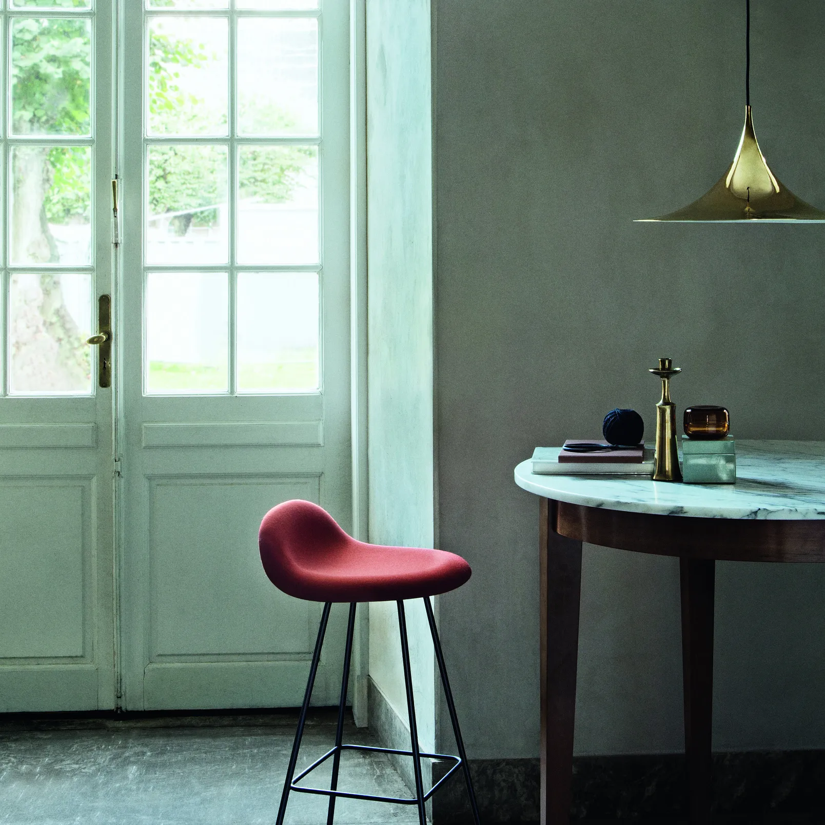 Lampa Semi Ø 30 cm, Polished brass GUBI