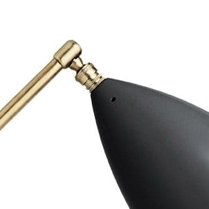 Lampa stołowa Gräshoppa, czarny GUBI