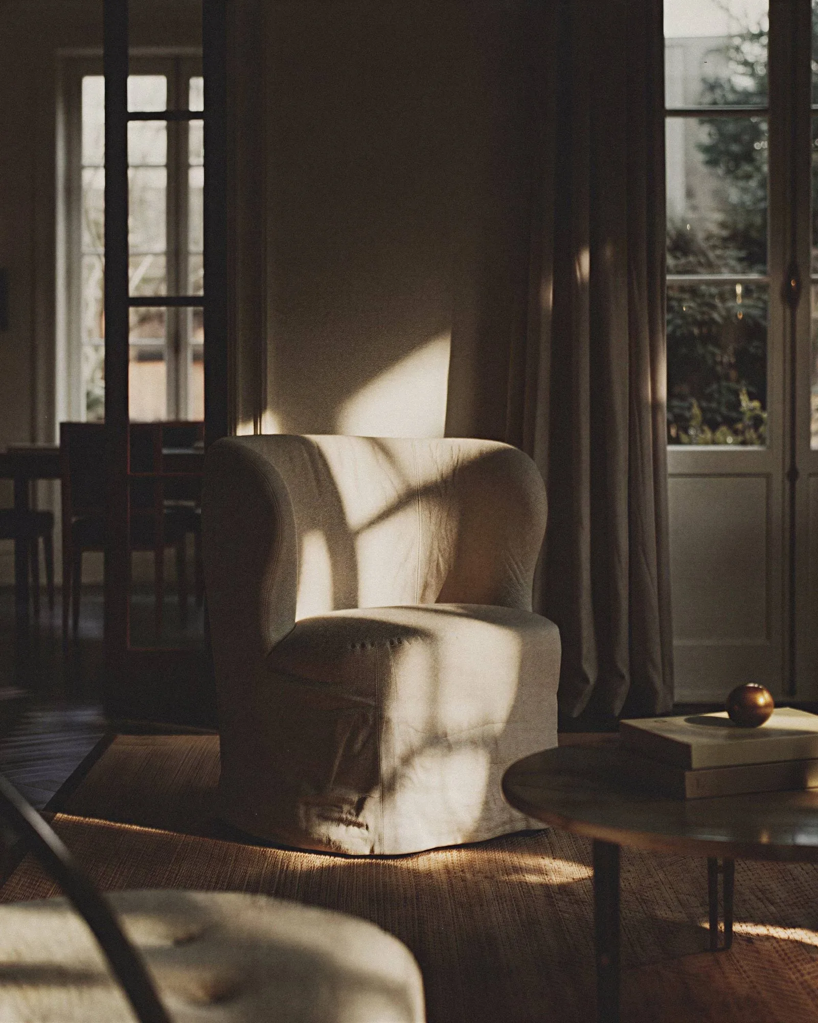 Stay Slipcover fotel lounge, Linen 0023, mały GUBI