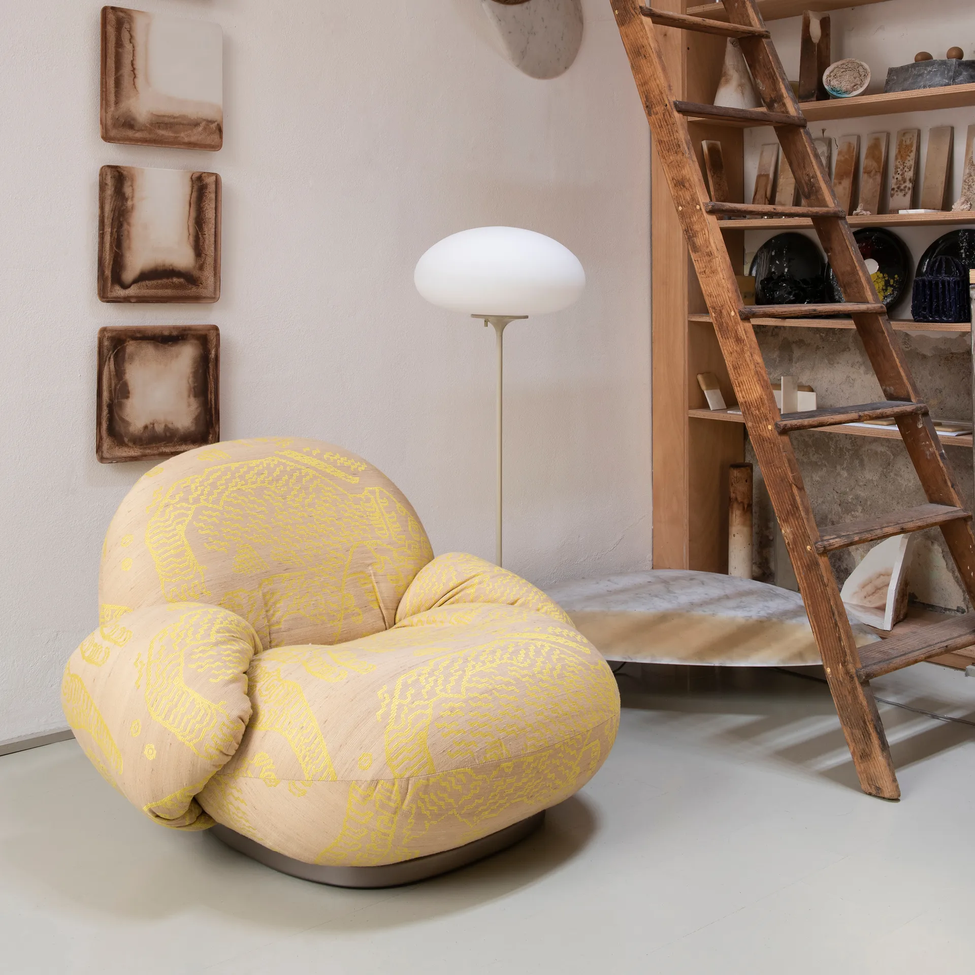 Stemlite lampa podłogowa 150 cm, Pebble Grey GUBI