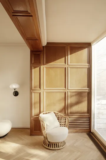 Stemlite lampa ścienna - Szkło chromowane czarne matowe - GUBI