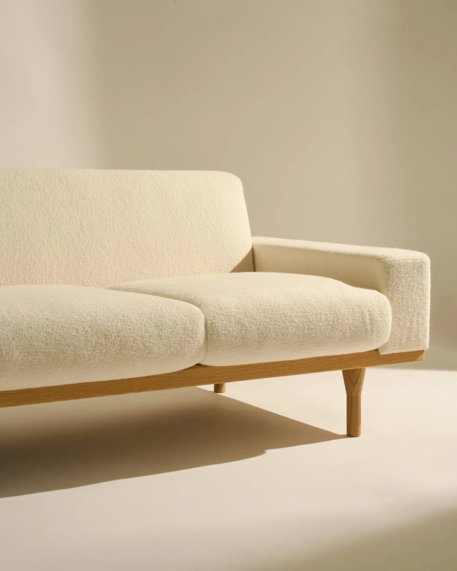 SW50 sofa, Harp 24 Ivory-olejowany dąb, 4-osobowa GUBI