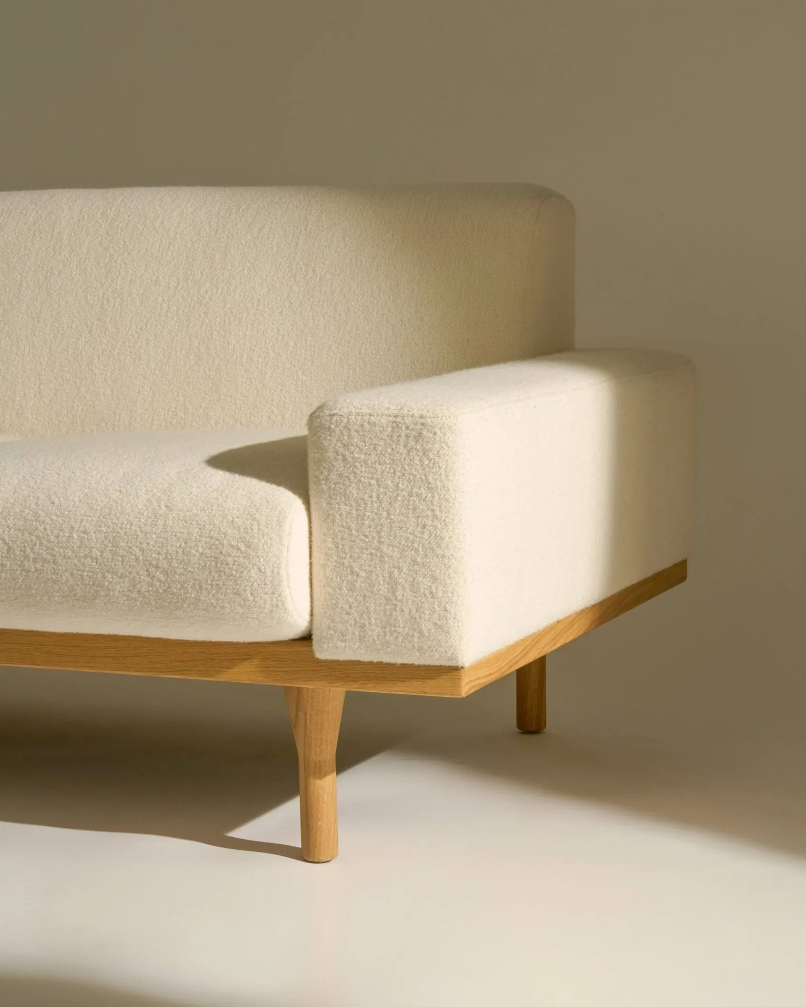 SW50 sofa, Harp 24 Ivory-olejowany dąb, 4-osobowa GUBI