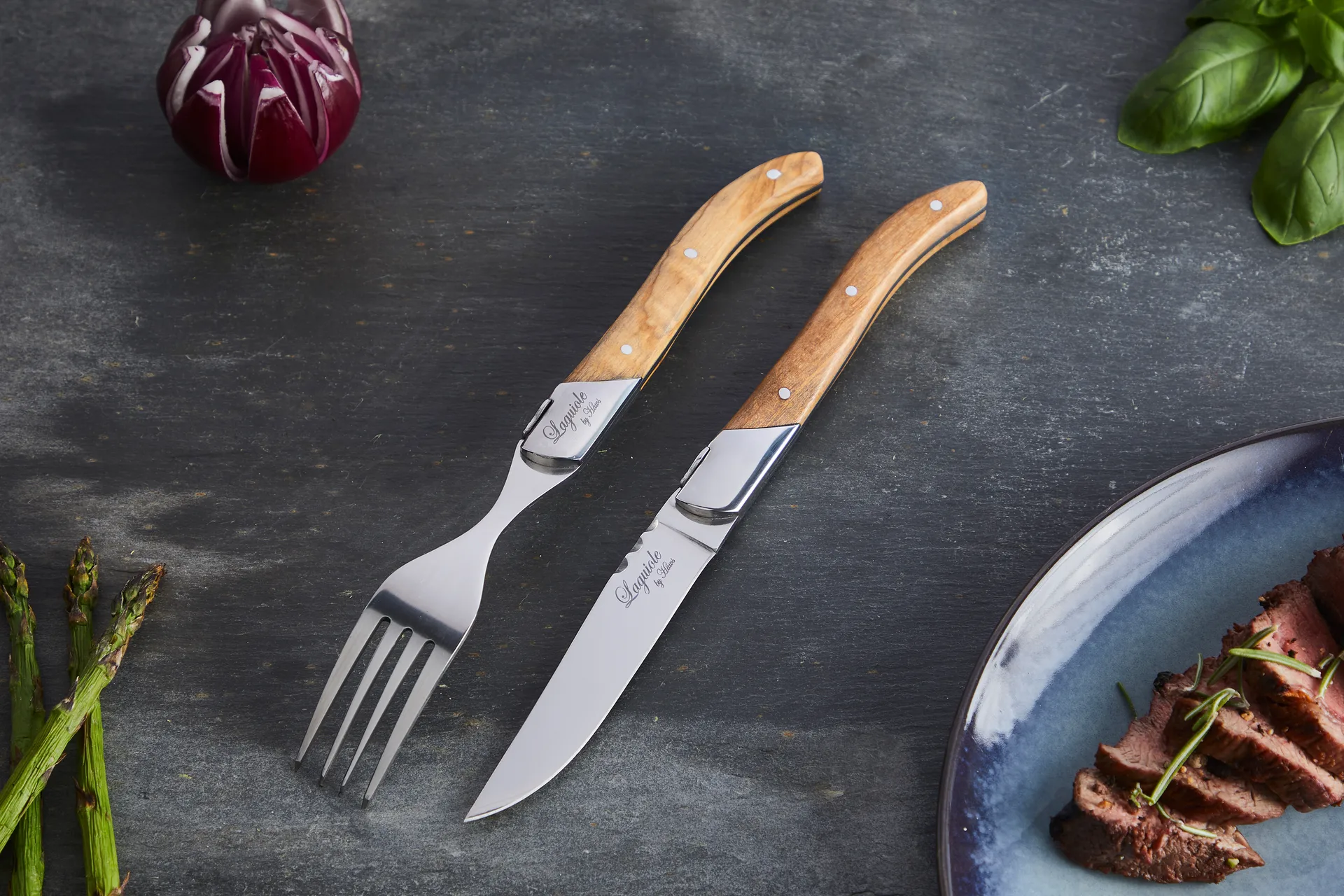 Sztućce do grilla Laguiole By Hâws, 12-części, Oliwkowy Hâws