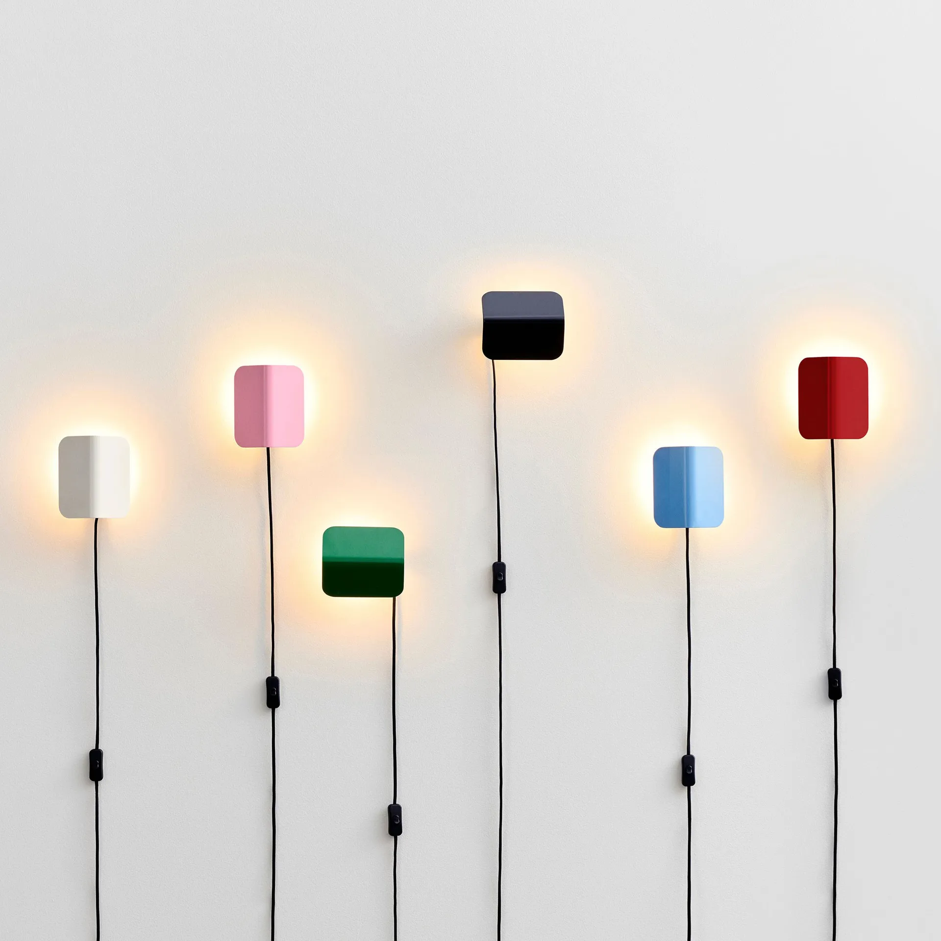 Apex lampa ścienna , Iron black HAY