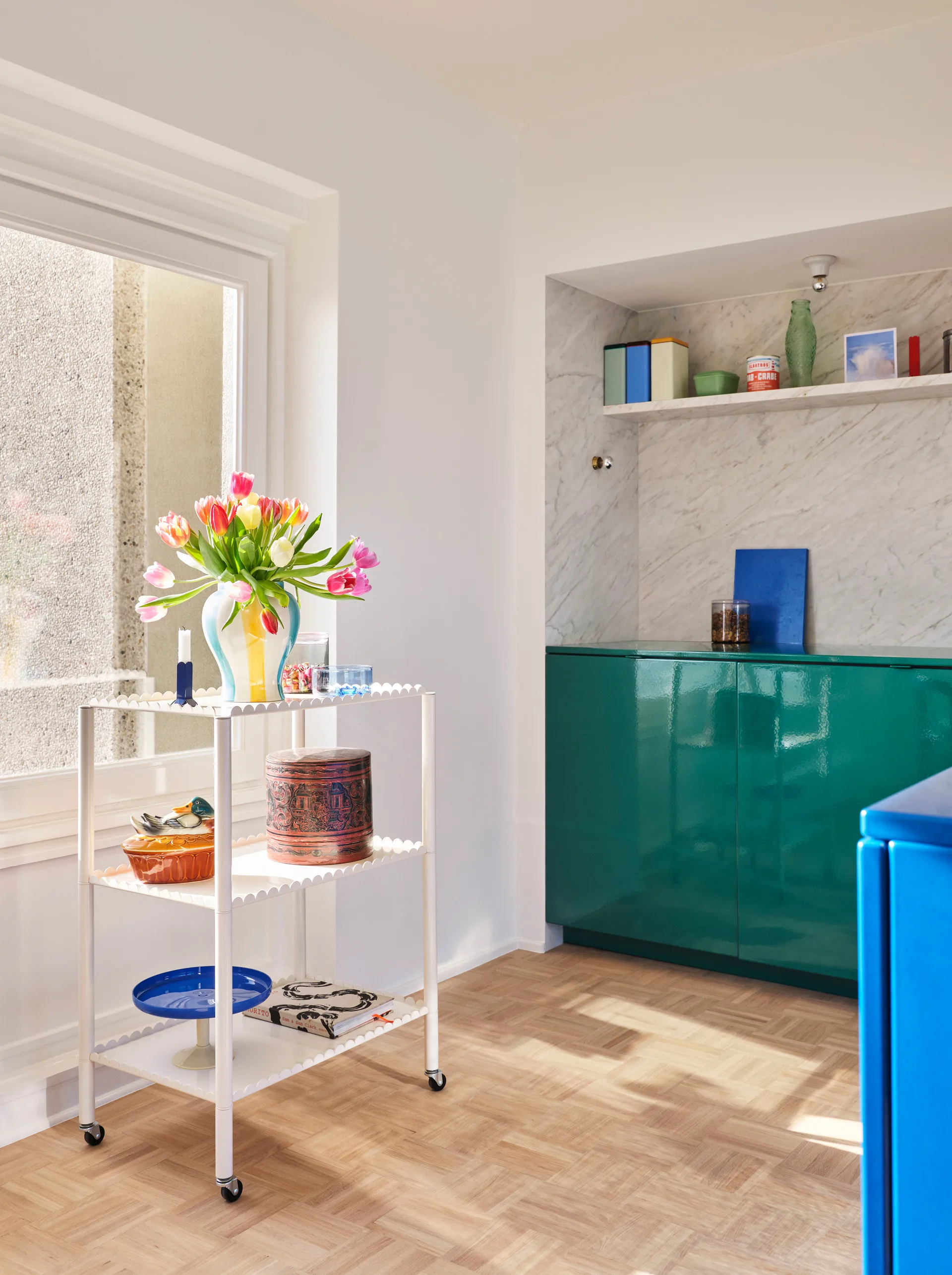 Arcs Trolley High wózek do serwowania, Eggshell HAY