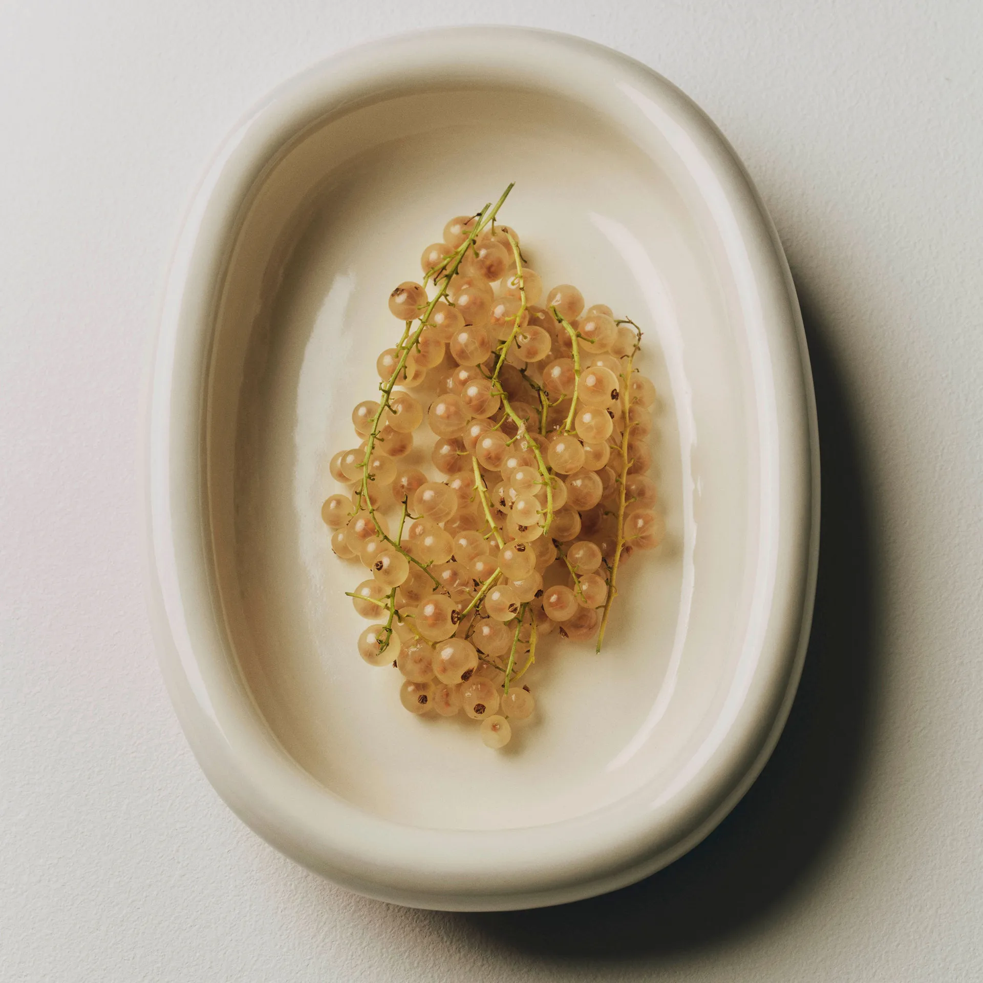 Barro owalny półmisek, Off-white, large 27x36 cm HAY