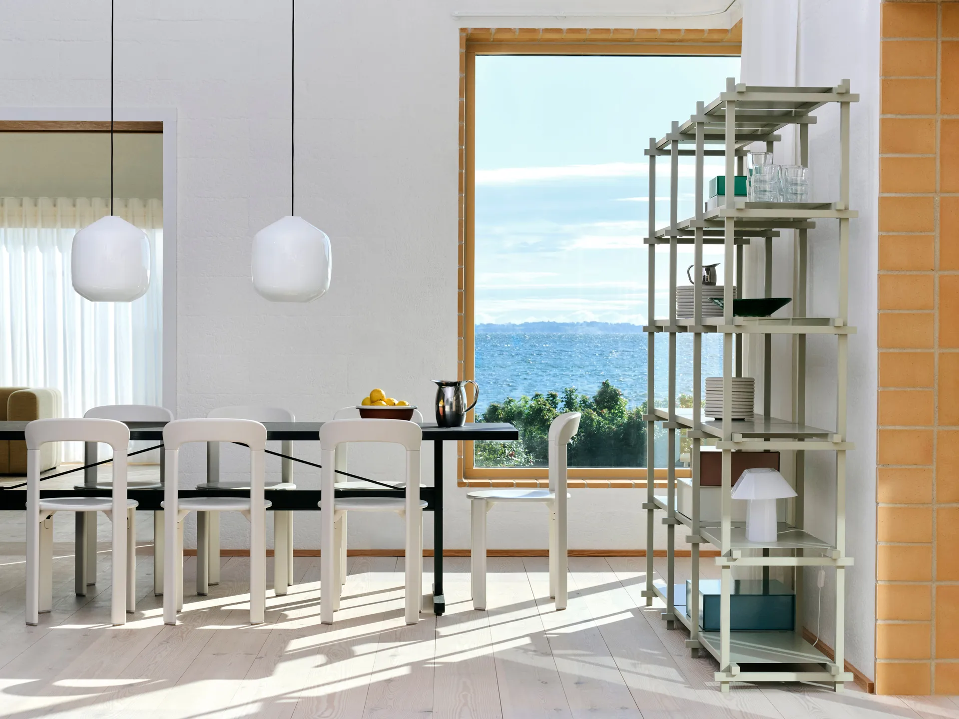 Buoy lampa wisząca Ø30 cm, Opal glass-anthracite blue HAY