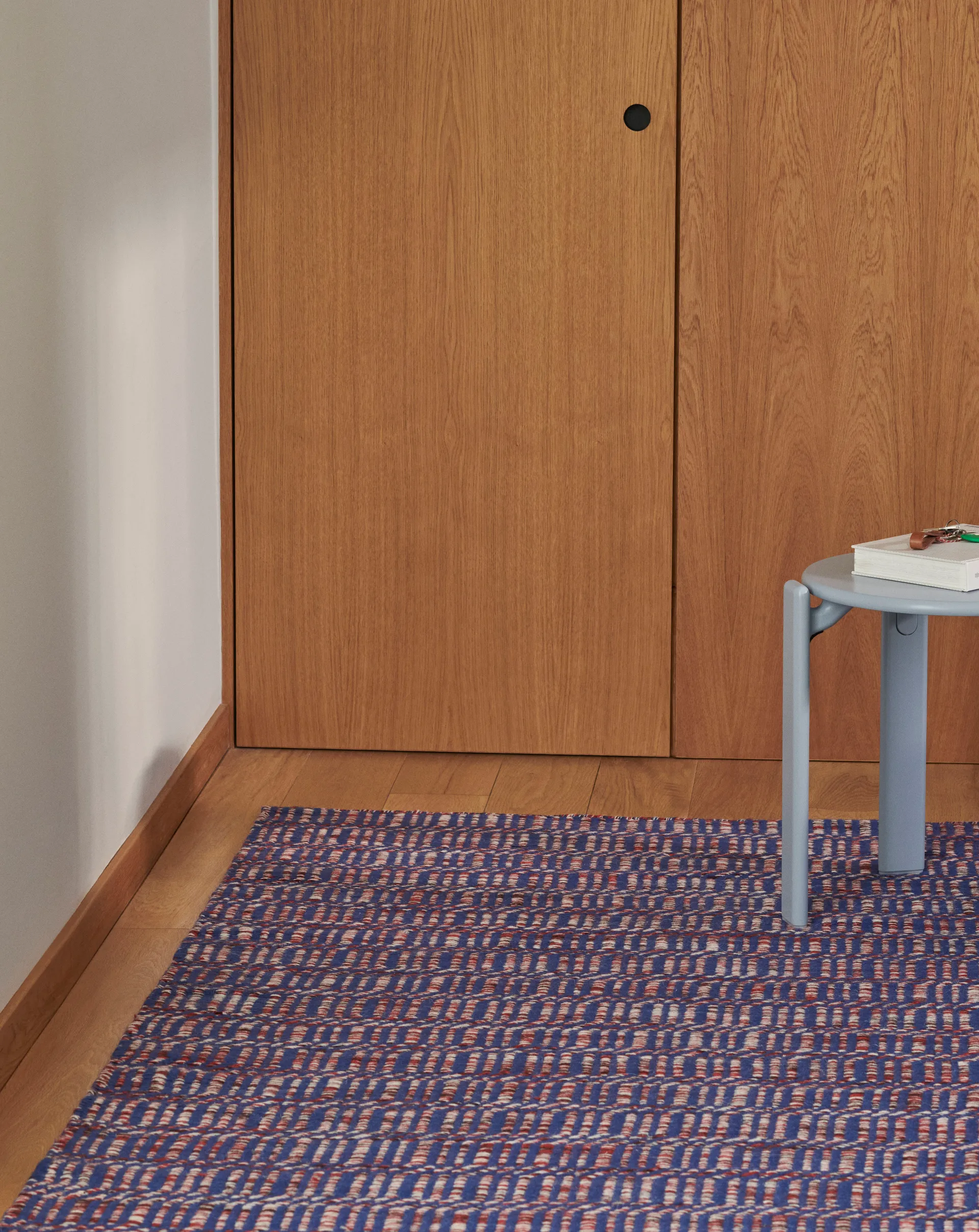 Dywan Radio, Czerwony-niebieski 140x200 cm HAY