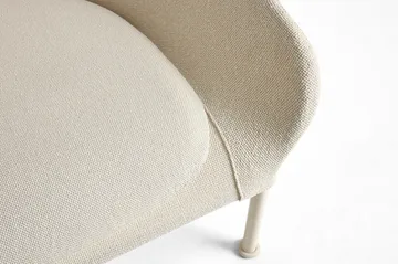 Fotel O2 Lounge Chair - Soft cream-lakierowana stal eggshell - HAY