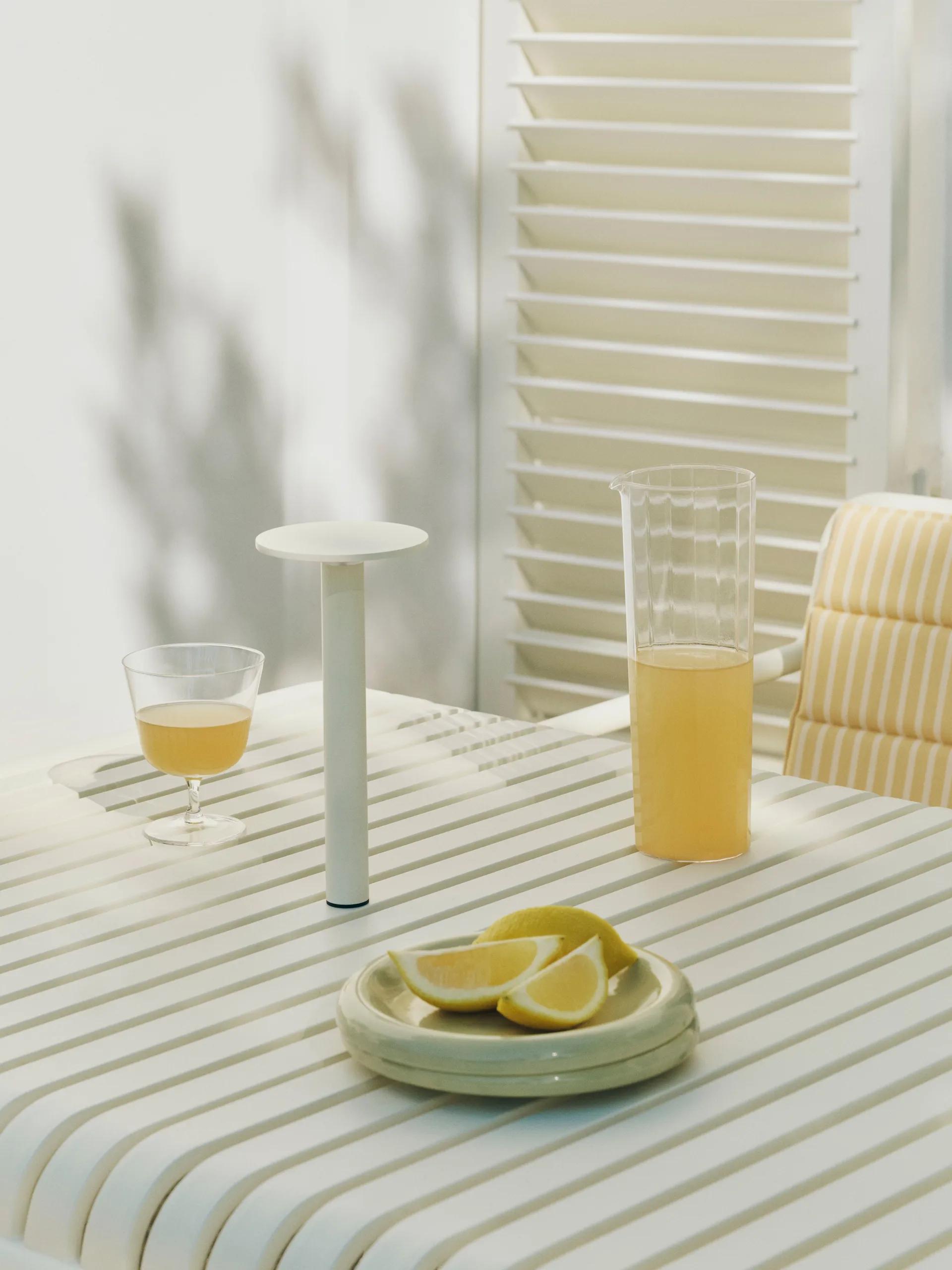 Host przenośna lampa, Cream white, 22 cm HAY