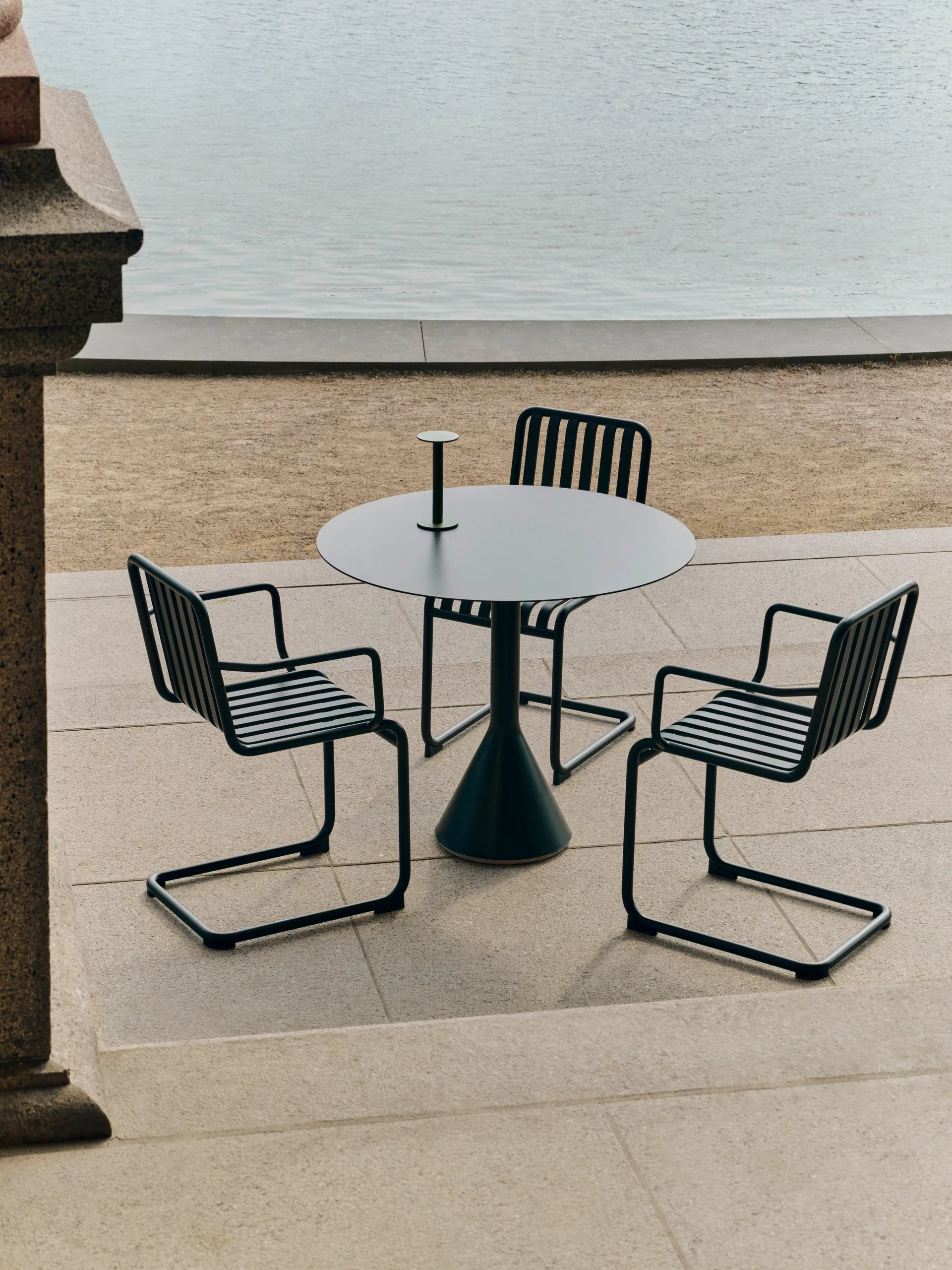 Host przenośna lampa, Olive, 22 cm HAY