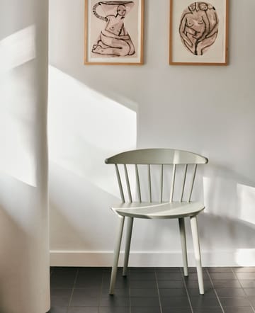 Krzesło J104 - Warm grey lakierowana buk - HAY