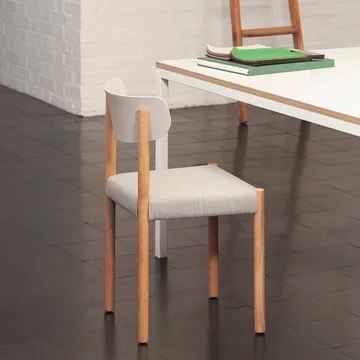 Krzesło Pack Chair 11 - Naolejowany dąb-chalk grey-Remix 126 - HAY