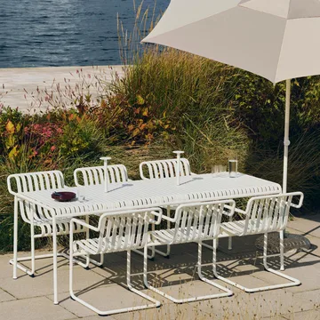 Krzesło z podłokietnikami Palissade Cantilever Dining - Cream white - HAY