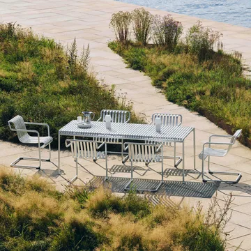 Krzesło z podłokietnikami Palissade Cantilever Dining - Hot galvanised steel - HAY