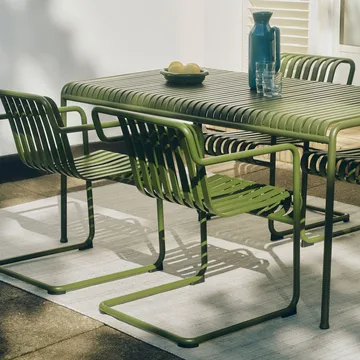 Krzesło z podłokietnikami Palissade Cantilever Dining - Olive - HAY