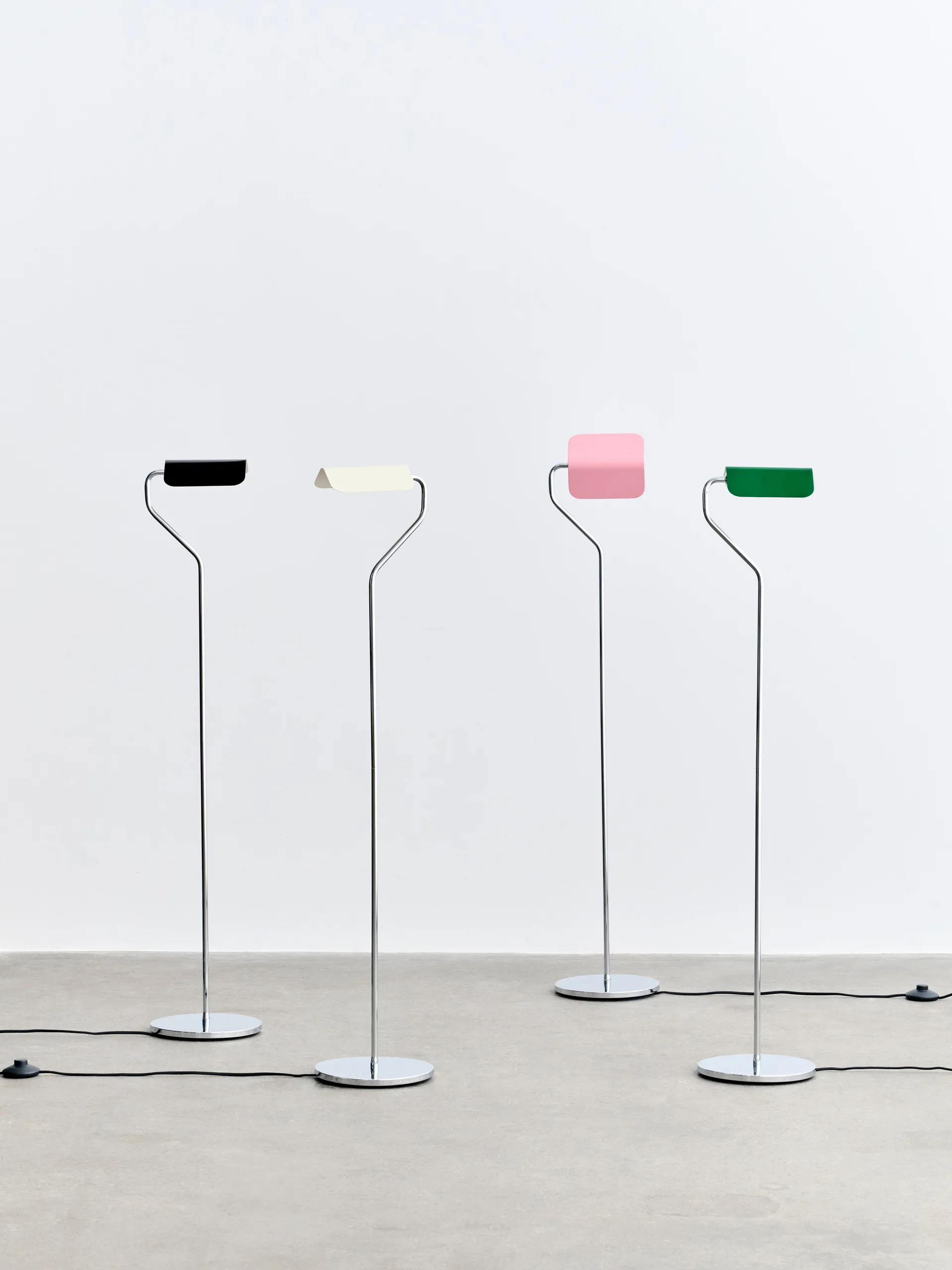 Lampa podłogowa Apex, Emerald green HAY