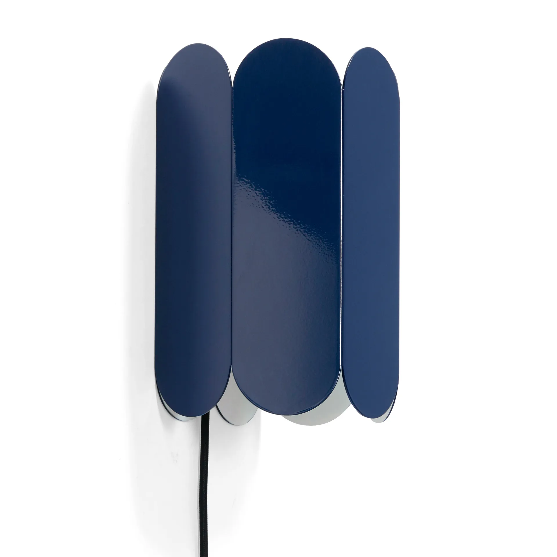 Lampa ścienna Arcs wall switch, Cobalt blue HAY
