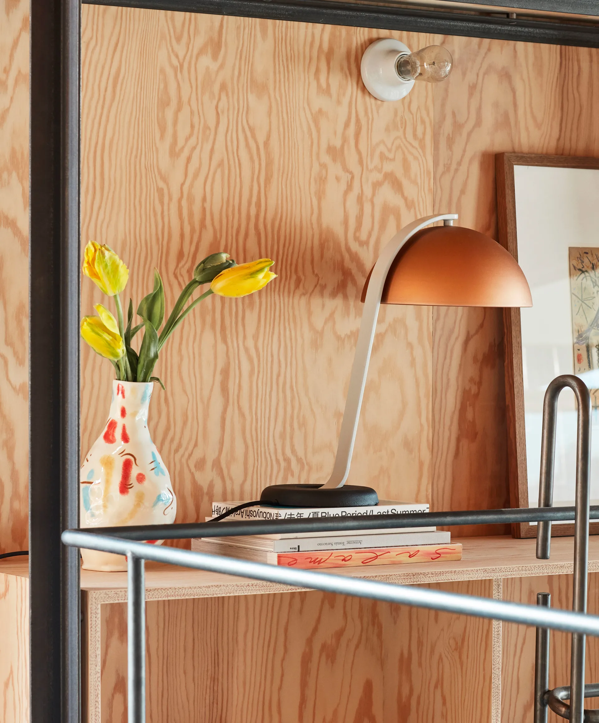 Lampa stołowa Cloche, Mocca anodised HAY