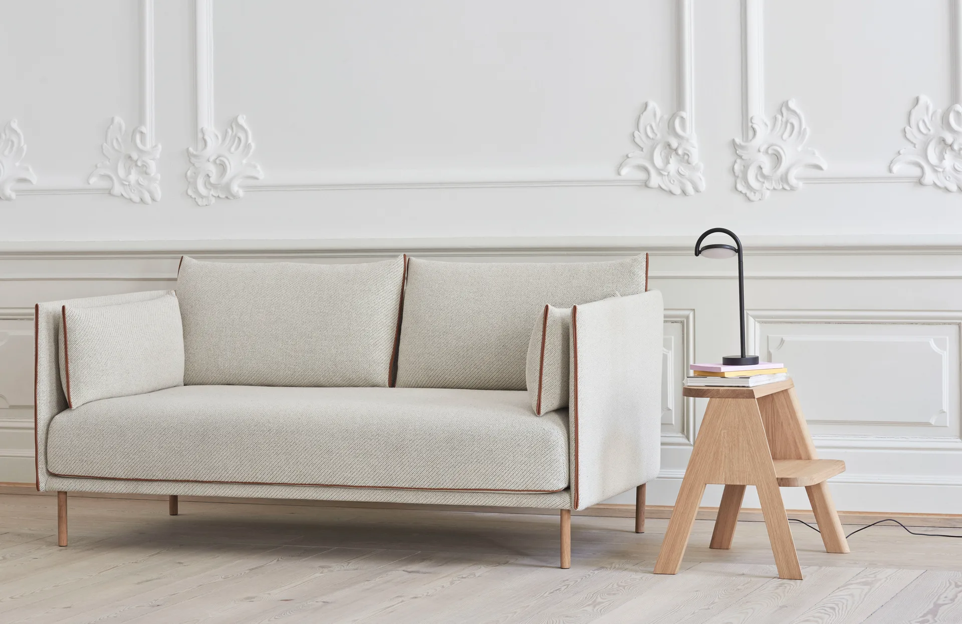 Lampa stołowa Marselis, Soft black HAY