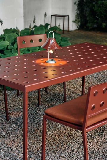 Lampa stołowa Mousqueton przenośna 30,5 cm - Iron red - HAY